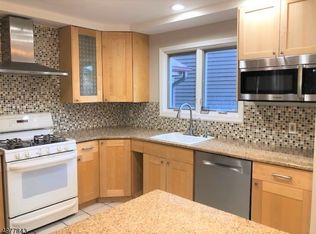 10 Brotherton Ave, Rockaway, NJ 07866