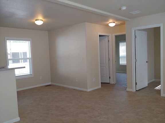 4th image of 1111 N Lamb Blvd Spc 1