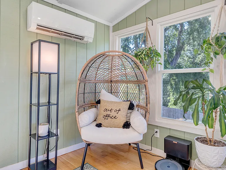 621 Aragona Dr — Photo 36
