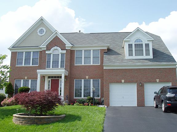 2nd image of 716 Pumphrey Farm Dr