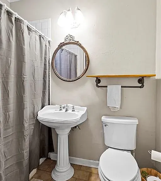 115 Ardmore Ave — Photo 8