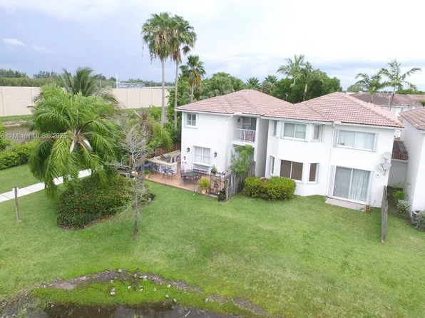 11662 NW 69th Ter, Doral, FL 33178