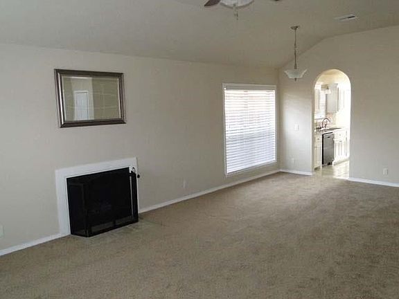 2nd image of 12600 Springwood Dr