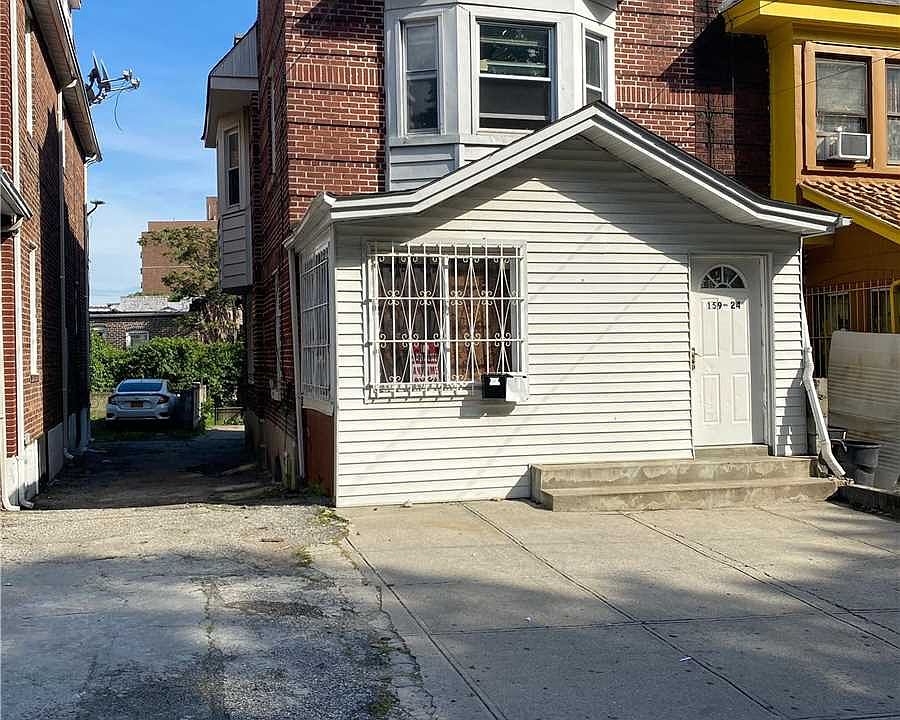 1st image of 159-24 Highland Ave #2