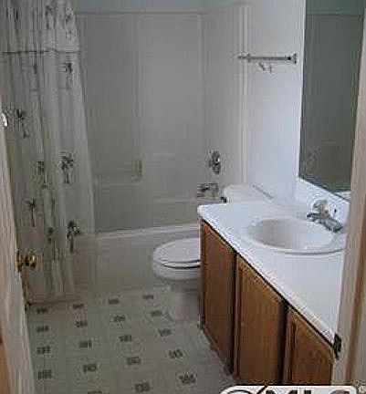 4th image of 4590 Russells Pond Ln