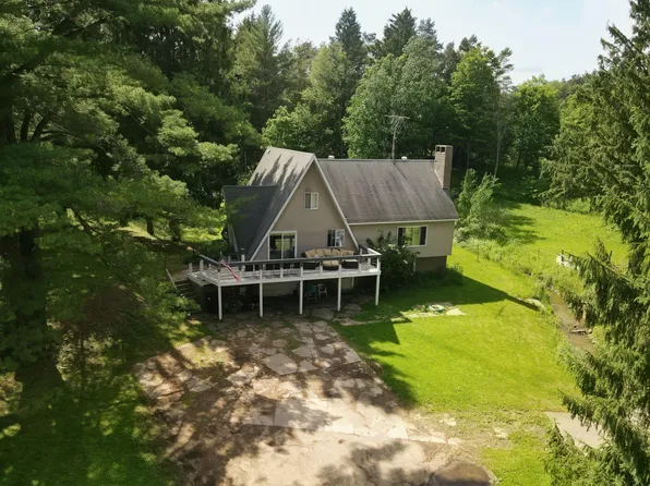 23580 22 Mile Rd, Paris, MI 49338