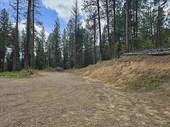 2nd image of LOT 10 Skyridge Valley