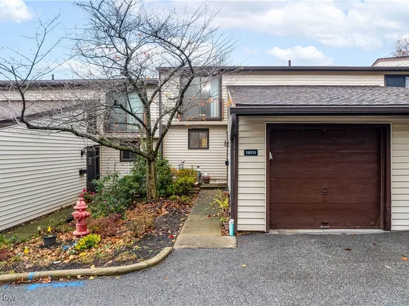 15111 Pine Valley Trl #B23, Middlebrg Hts, OH 44130