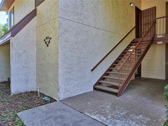 3rd image of 687 Midway Dr #A