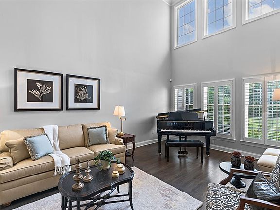 2nd image of 130 Sanctuary Dr