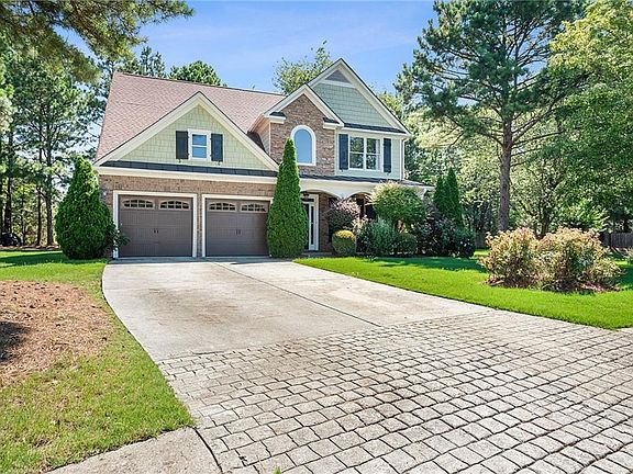 3rd image of 3990 Fredricksberg Ct