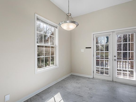 5th image of 3618 Hawthorne Ave APT 1