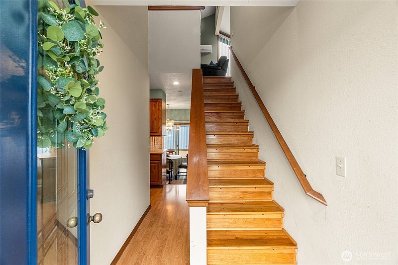 2nd image of 509 H Street