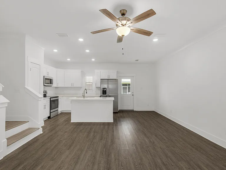 118 Date Palm Ln — Photo 7