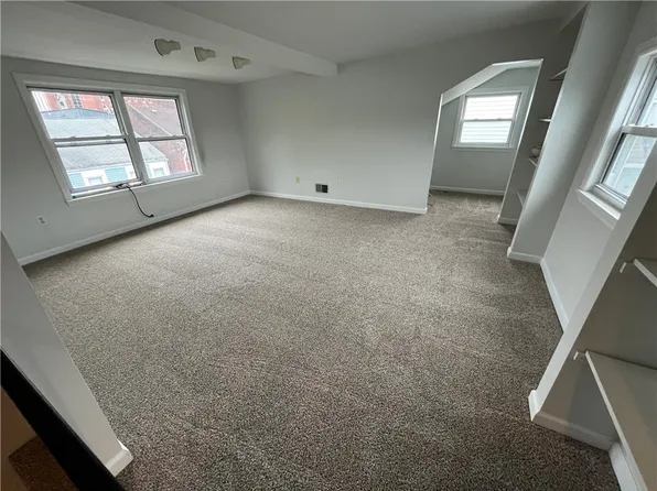 1928 Larkins Way #3, Pittsburgh, PA 15203