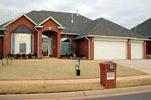 1st image of 2617 Richland Dr