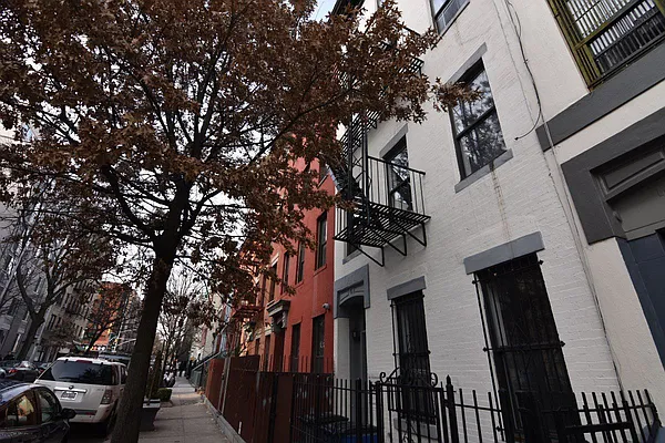 Rented by Bohemia Realty Group | media 18