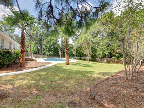5th image of 630 Kilcullen Dr