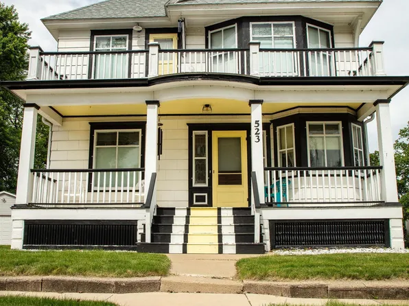 523 2nd St NW, Waverly, IA 50677