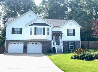 18 McClure Ct, Dallas, GA 30132