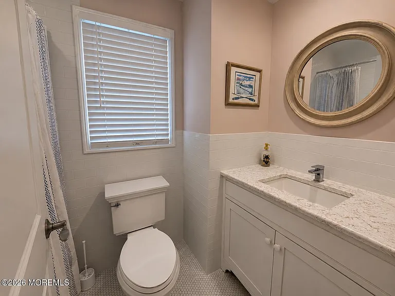 550 Whiting Ave — Photo 21