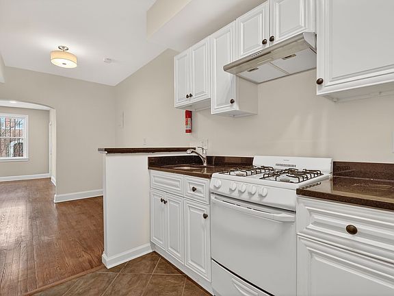 3rd image of 1254 Simms Pl NE Unit 2