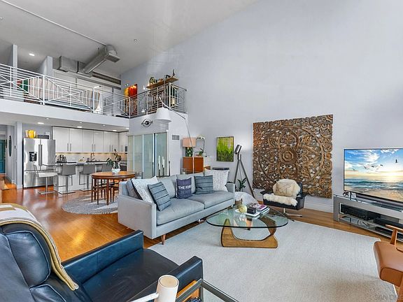 5th image of 4640 Park Blvd #C