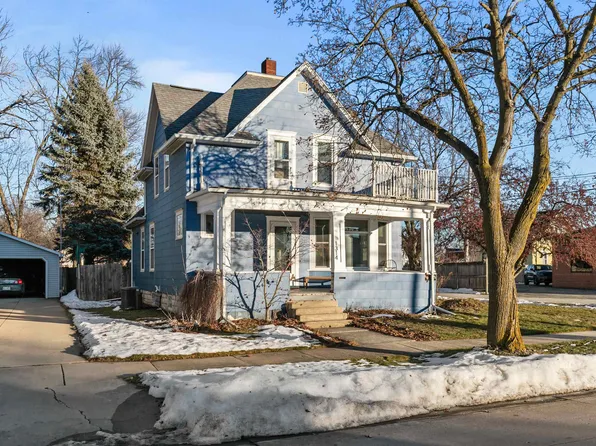 1314 N Superior St, Appleton, WI 54911
