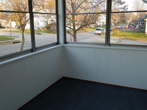 3rd image of 1020 Georgia Ave