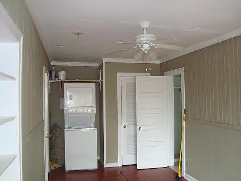 washer/dryer in unit