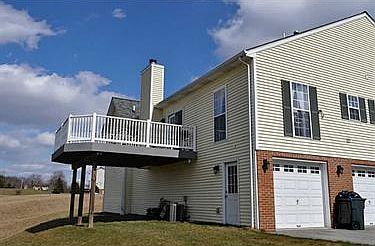 3rd image of 146 Meadowview Dr