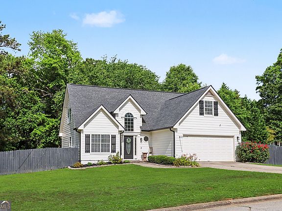 3rd image of 2925 Shane Dr