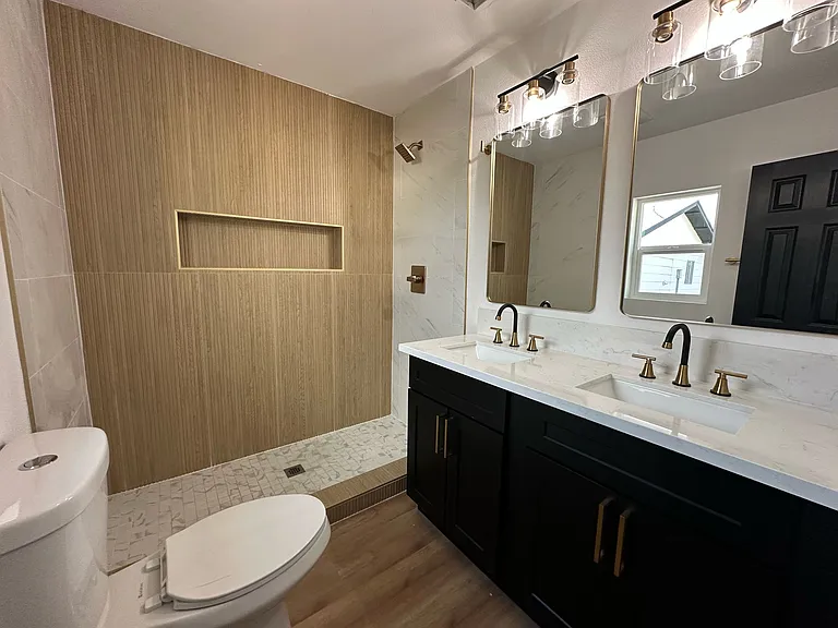 1032 E Hassett Ave — Photo 10