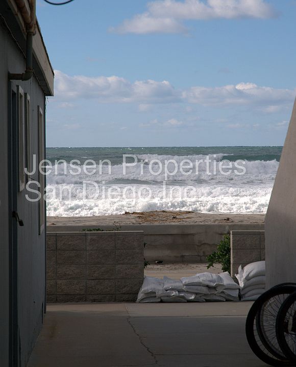 1st image of 3617 Strandway