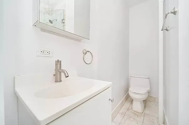 Rented by Living New York | media 51