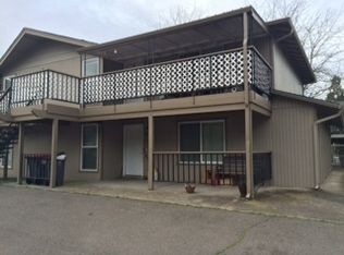 330 Independence Cir #330A, Phoenix, OR 97535