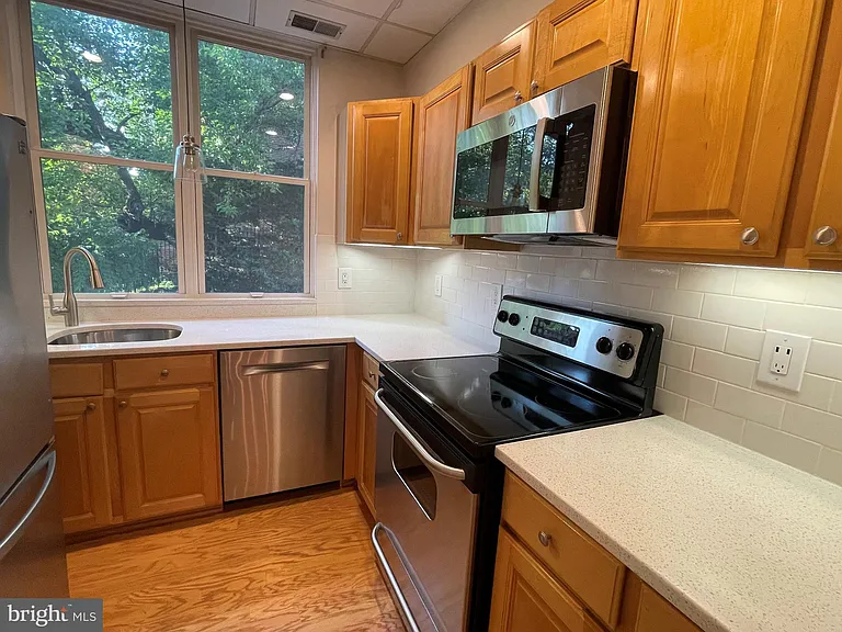 1903 Kalorama Pl NW #1021 — Photo 10