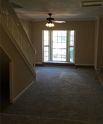 3rd image of 1024 Daniels Dr