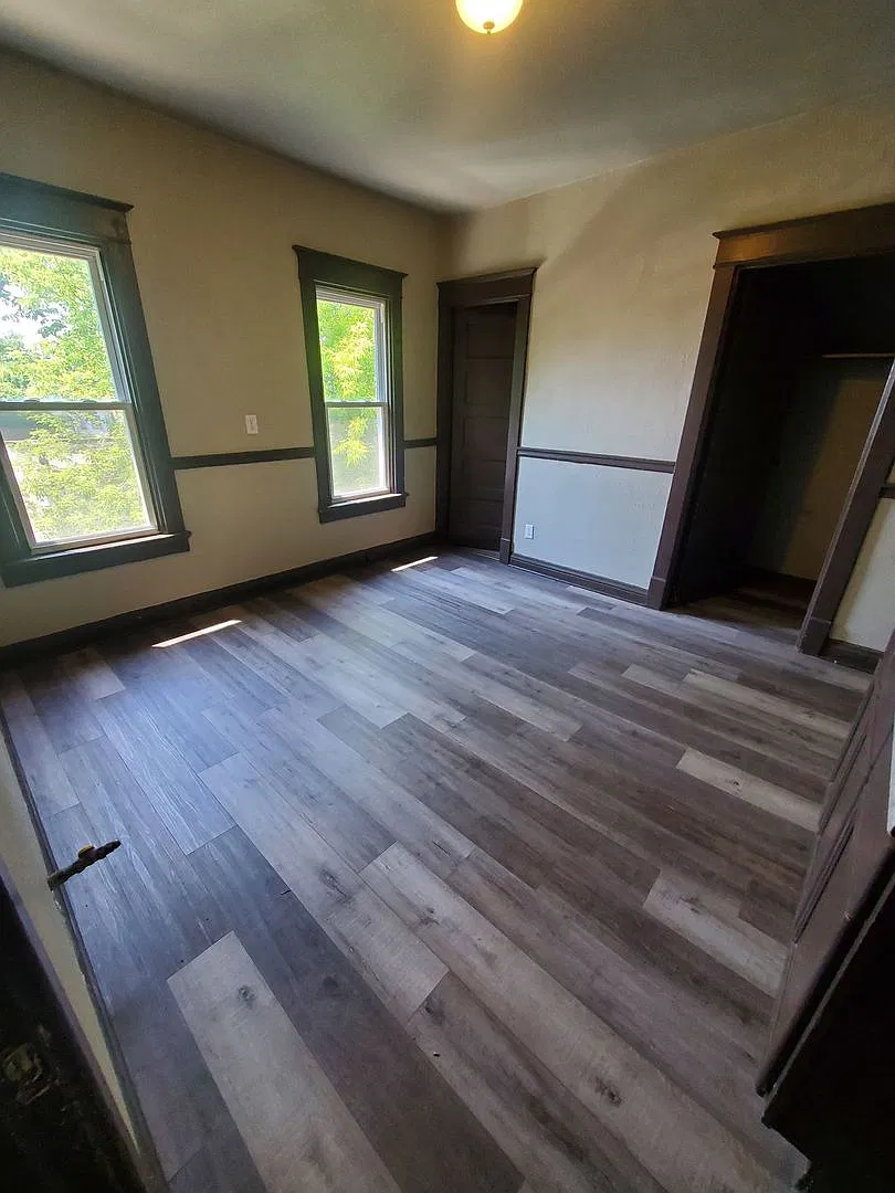 2719 N 33rd St. (Duplex) — Photo 4