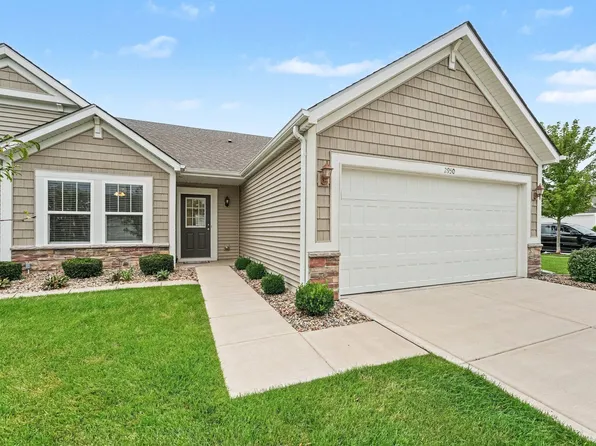 2950 Daintree Way, Valparaiso, IN 46385