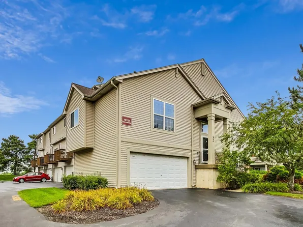 742 Cherry Creek Dr, Grayslake, IL 60030