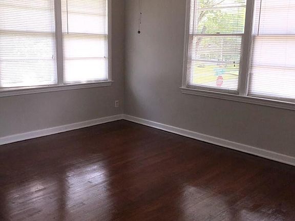 4th image of 852 Saint Clair St APT 2