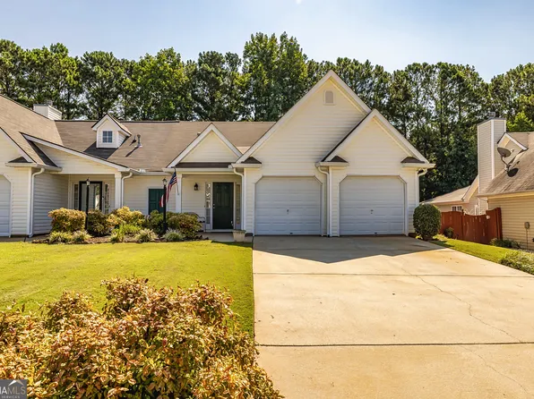 160 Courtyard Dr, Newnan, GA 30265