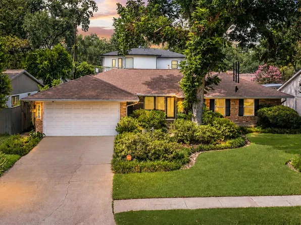 9910 Pine Lake Dr, Houston, TX 77055