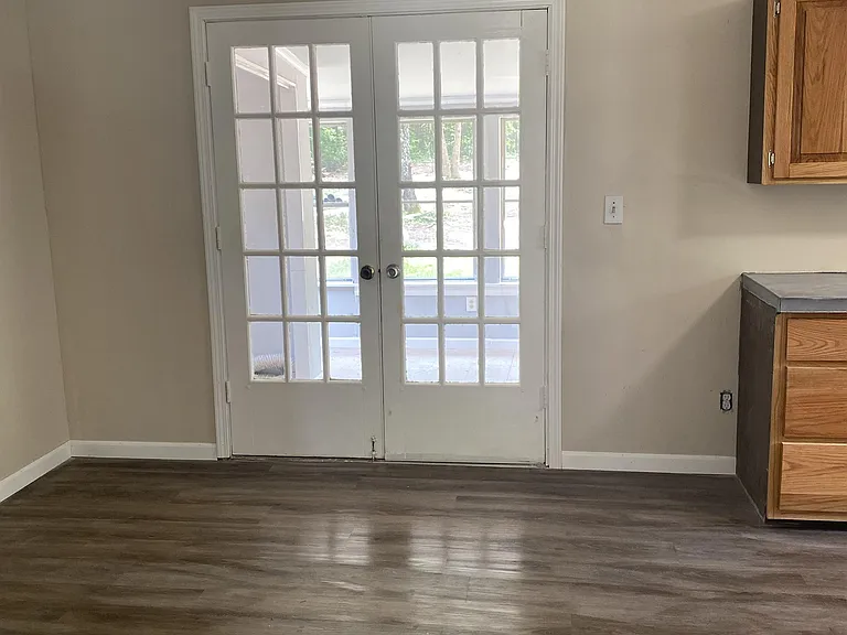 14311 Veterans Memorial Hwy — Photo 11
