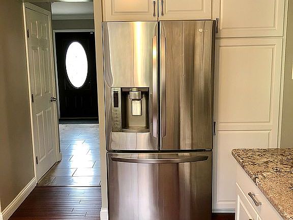 3rd image of 5300 Par Valley Ct