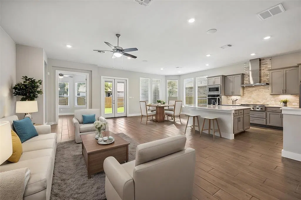 5 bed, 3.0 bath, 3085 sqft, $3,500 — Photo 4