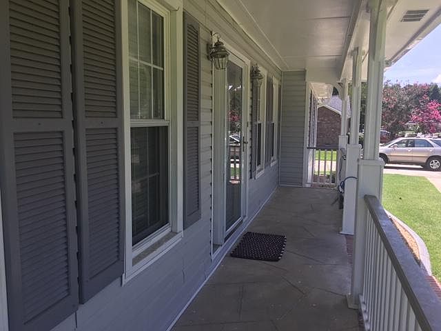 1st image of 225 Smythe Dr