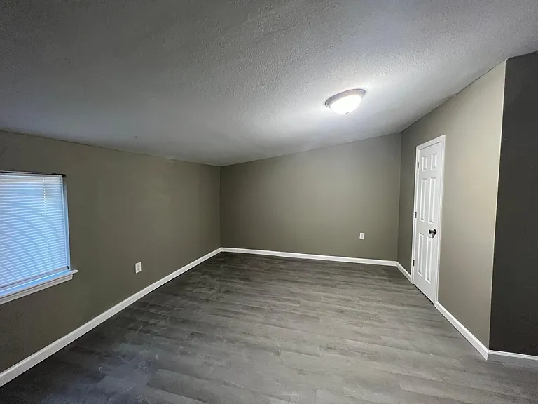 4716 S 31st West Ave — Photo 5
