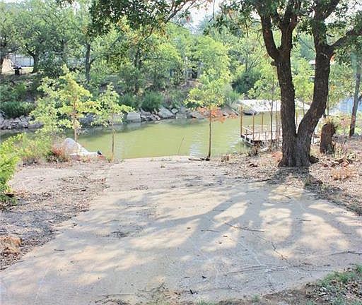 3rd image of 1596 County Road 217
